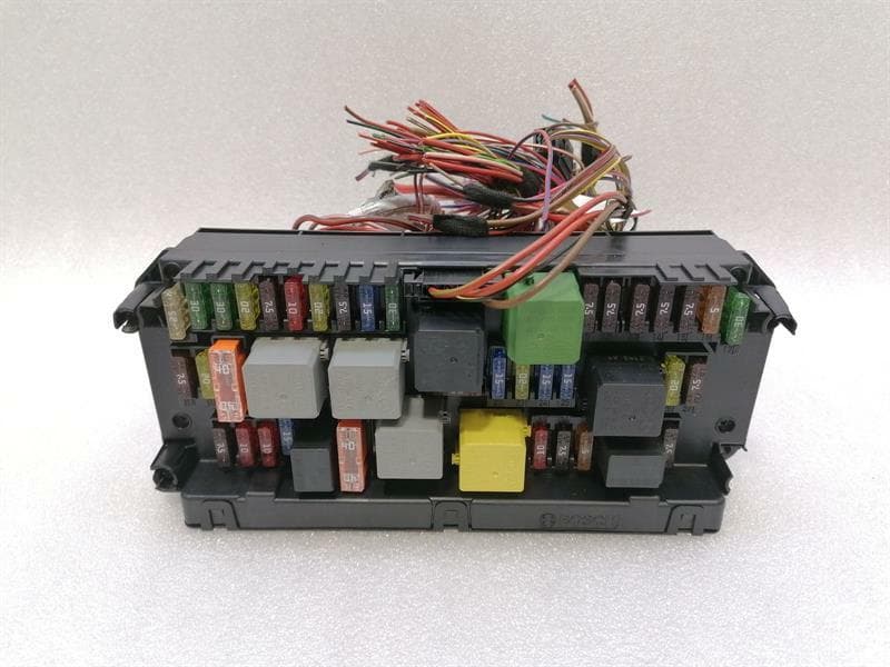 MERCEDES-BENZ MERCEDES CLS W218 SAM Fuse Box A2129003714 Fuse Box SAM