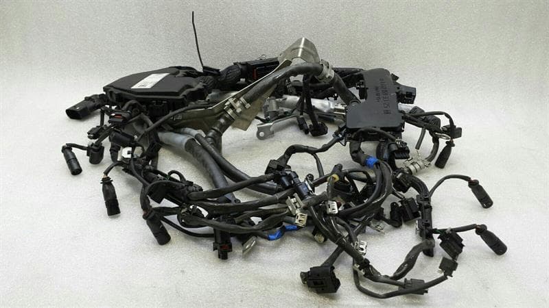 MERCEDES-BENZ Mercedes E350 CDI W238 Engine Wiring Loom A6421506101 Engine Harness OM642 RHD