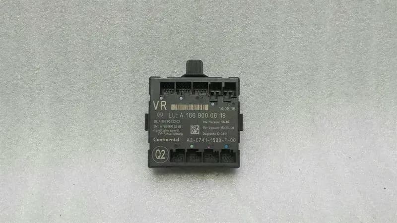 MERCEDES-BENZ Mercedes GLS X166 Front Right Door Module A1669000618 Door Control Unit Front RE