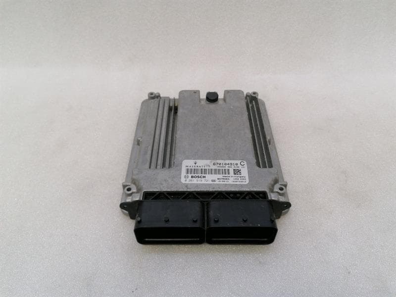 MASERATI Maserati Ghibli S M157 Engine ECU 670104910C Engine Control Unit 3.0 V6