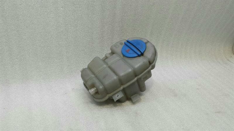 AUDI Audi A7 4G Expansion Tank 4G0121403D Expansion Tank Coolant 3.0 TDI