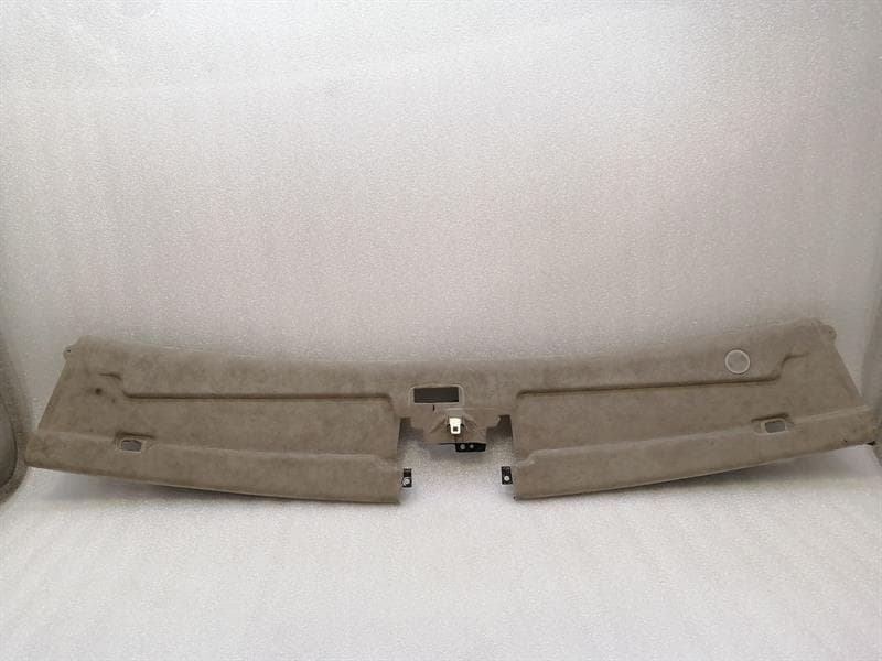 ASTON MARTIN ASTON MARTIN VANTAGE V8 Header Trim Coupe ALCANTARA 4G43-03409-ABW RIGHT HANDLEBAR