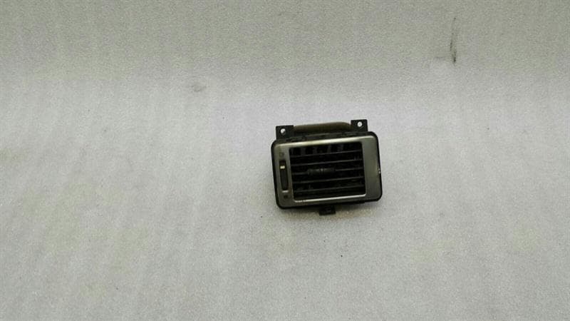 ASTON MARTIN ASTON MARTIN VANTAGE V8 Air Vent 8D33-046B30-AB Vent Nozzle Vent RE