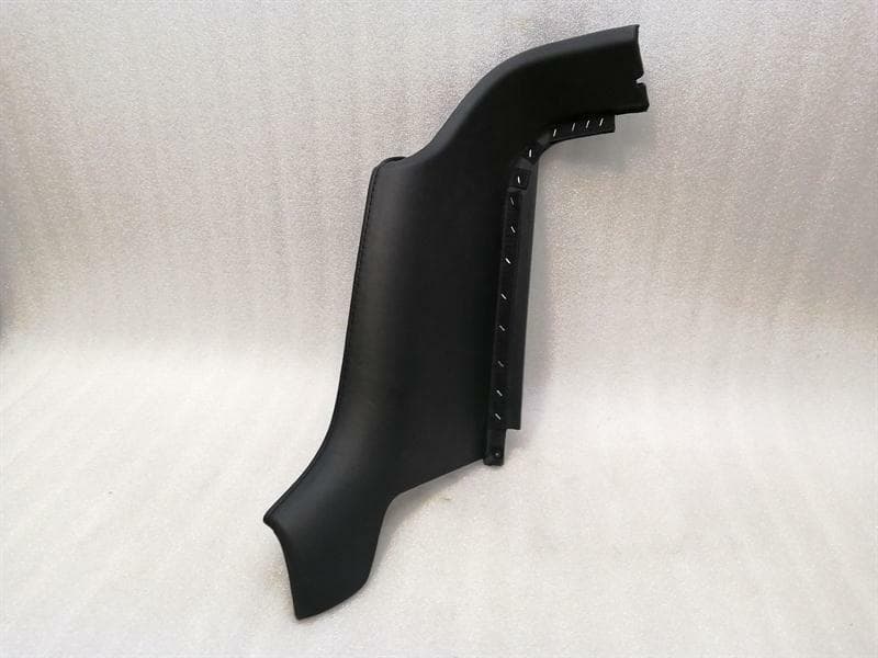 ASTON MARTIN ASTON MARTIN VANTAGE V8 RRH Center Cover 6G33-L045C62-ACW Rear Trim