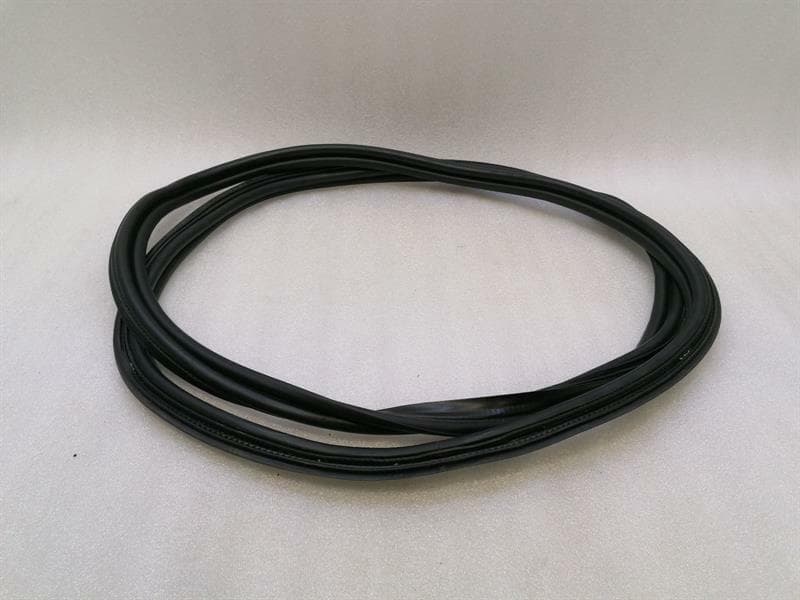 MERCEDES-BENZ Mercedes CLS W218 Trunk Lid Seal A2187500198 Tailgate Seals