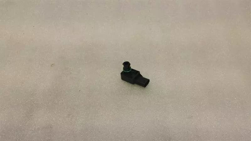 MERCEDES-BENZ Mercedes CLS W218 Pressure Sensor A0071530528 Pressure Sensor