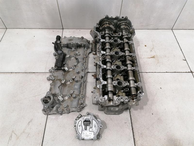 MERCEDES-BENZ MERCEDES C63 AMG W205 M177 CYLINDER HEAD A1770102503 RIGHT CYLINDER HEAD RIGHT