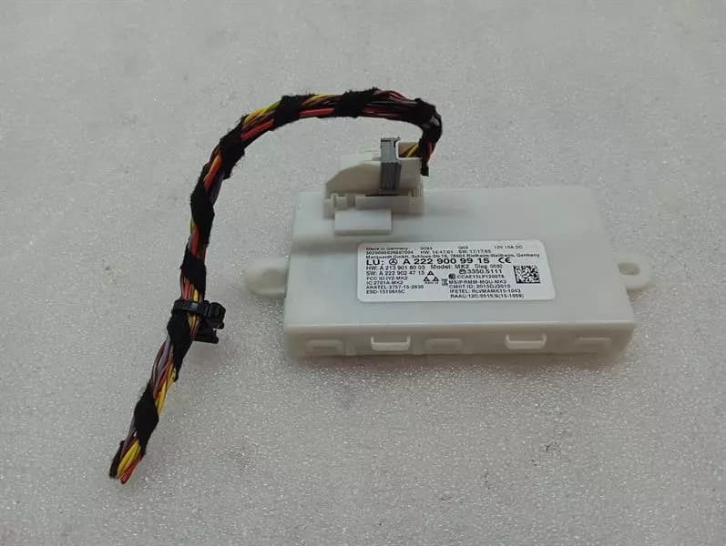 Mercedes C Class W205 Electronic Module A2229009915 Control Unit KEYLESS
