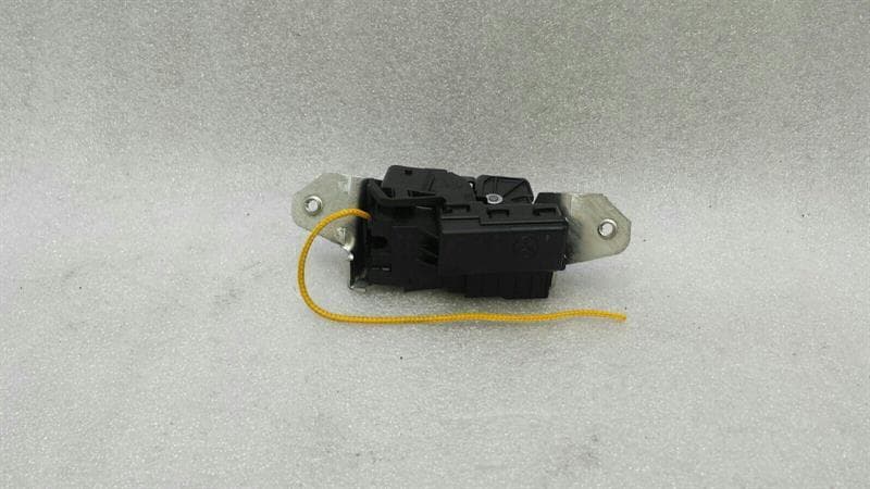 MERCEDES-BENZ Mercedes GT C190 GTR Boot Lock A1907402300 Tailgate Lock Faulty