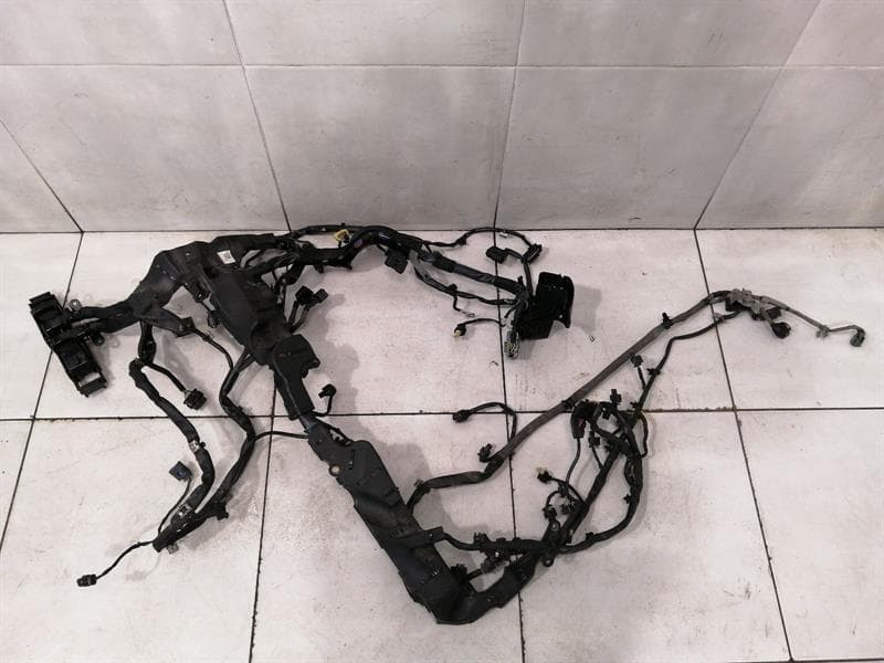 MERCEDES-BENZ Mercedes C Class W205 Engine Wiring Loom A1771501000 Engine Harness M177
