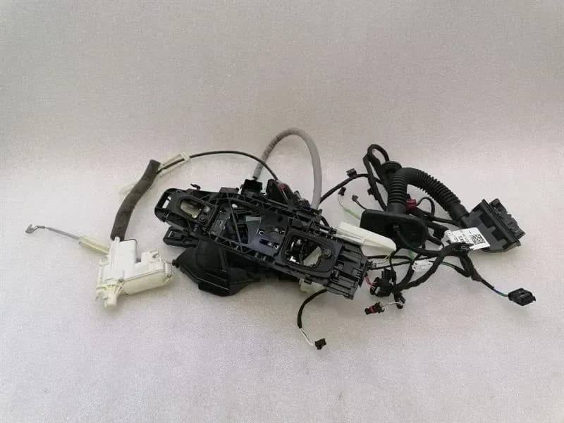 MERCEDES-BENZ Mercedes GT 4-DOOR X290 Rear Right Door Lock A0997308800 Door Lock HR SOFTCLOSE