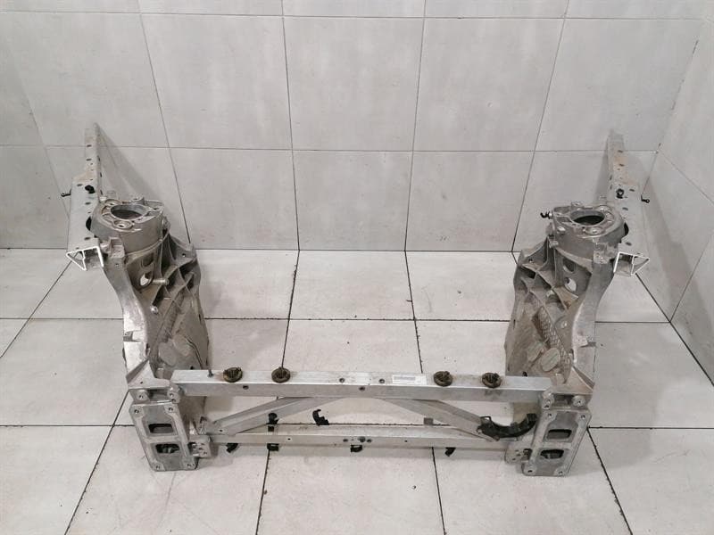 ASTON MARTIN Aston Martin Vantage AM6 18-25 Front End Clip KY63-101A70-AB Front Mask