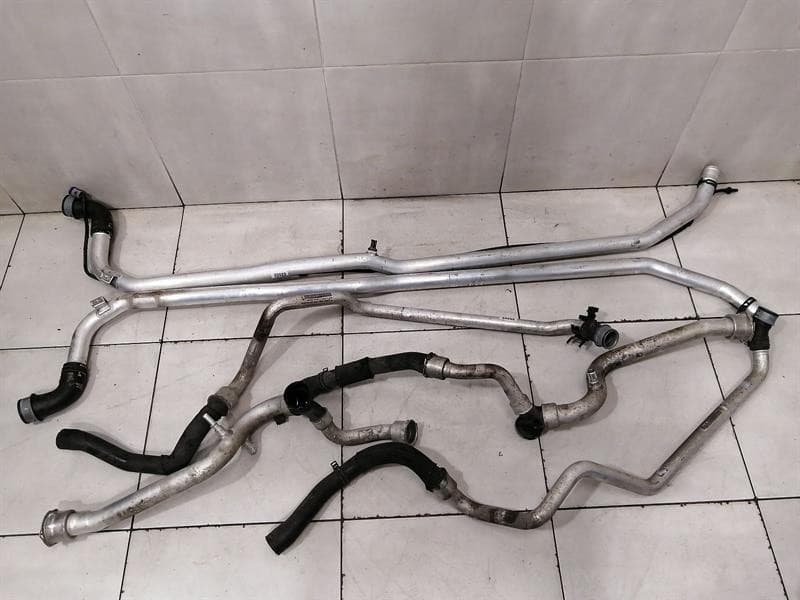 PORSCHE Porsche 911 991 Cooling Pipe 99110605102 Cooling Water Hose Hose 99110675302