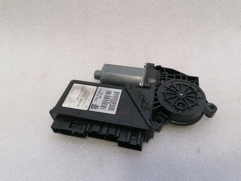 PORSCHE Porsche 911 997 Door Window Motor 99762410305 RHD PASSENGER