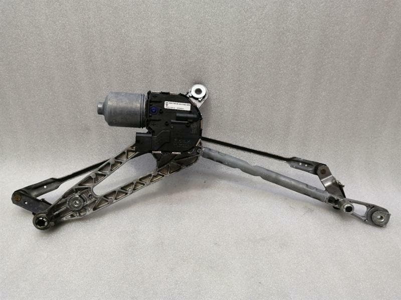 PORSCHE Porsche 911 991 Front Wiper Engine RHD 99162803605