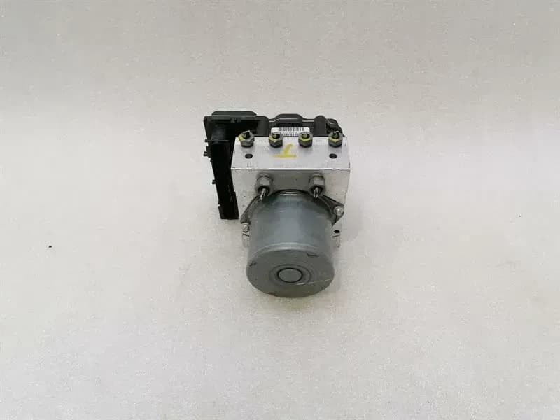 Porsche 911 997 A.B.S Pump 99735575513 ABS Pump Hydraulic Block
