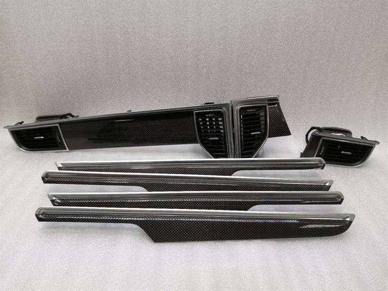 PORSCHE PORSCHE MACAN 95B MACAN TURBO S GTS CARBON FIBER TRIM RHD UK ORIGINAL SET