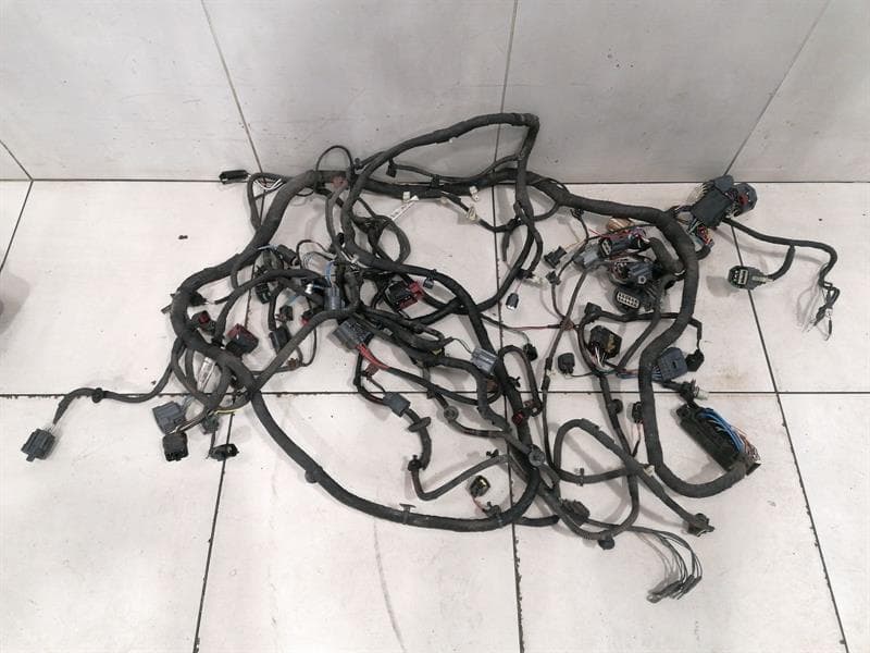 ASTON MARTIN Aston Martin DB9 Engine Bay Wiring Loom 6G43-14290-AA Engine Wiring Harness RHD