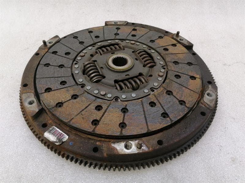 CHEVROLET CHEVROLET CORVETTE C6 Flywheel CLUTCH 12571611 Flywheel CLUTCH 120496901
