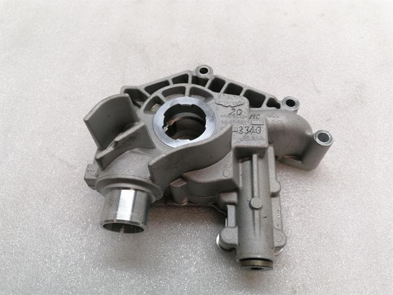 ASTON MARTIN Aston Martin Vantage V12 oil pump 8G43-6621 oil pump oil additive pump