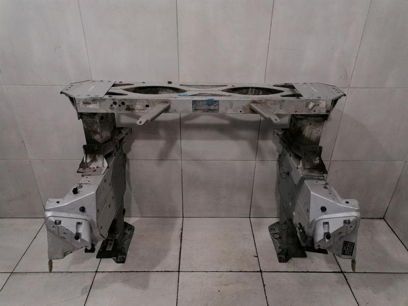ASTON MARTIN ASTON MARTIN RAPID S Front End Clip DD43-V17750-AA Lock Beam Front Mask