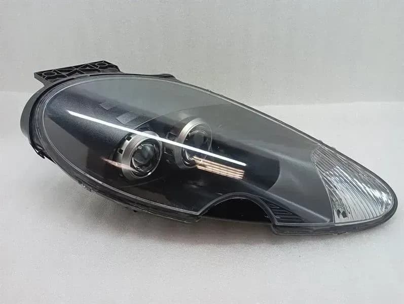 ASTON MARTIN Aston Martin DB9 Volante Right Headlight 4G43-13W029-BE Headlight Headlamp