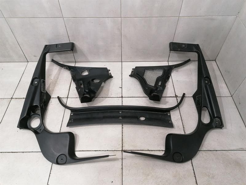 FERRARI FERRARI 612 SCAGLIETTI F137 ENGINE COVER SET 67842700 RIGHT HAND DRIVE RHD