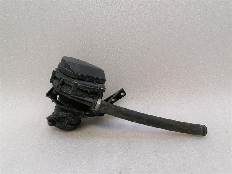 FERRARI Ferrari 612 Scaglietti F137 Secondary Air Pump 72247204 Air Pump