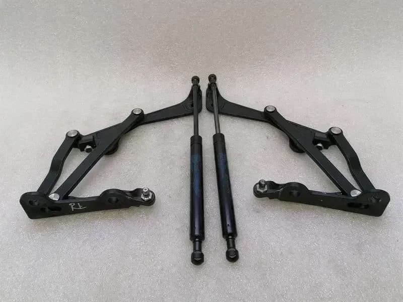 ASTON MARTIN Aston Martin Rapide AMR boat hinge AD43-F42700-AC tailgate hinge set