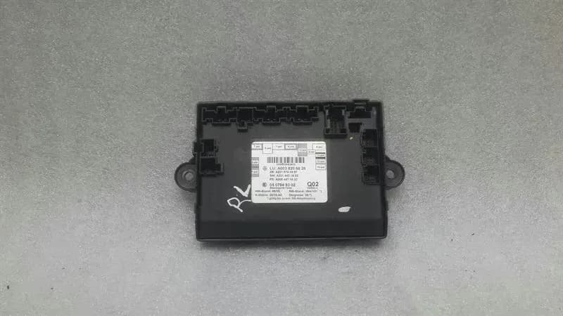 MERCEDES-BENZ Mercedes S-Class W221 RRH door module A0038206826 door control unit rear right