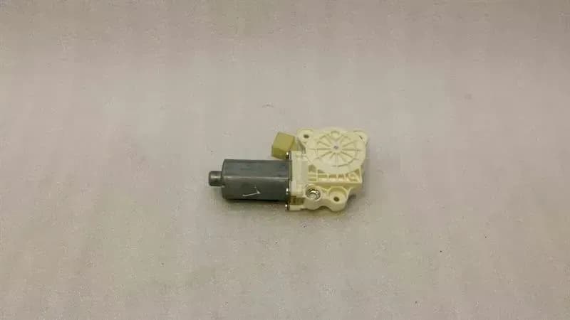 Mercedes SL R230 door window engine A1718201342 power window motor front left
