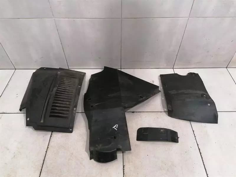 FERRARI Ferrari 550 Maranello F133 wheel arch liner 64576300 rear left wheel arch cover