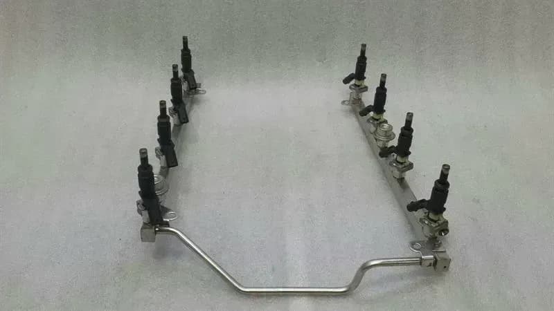 MERCEDES-BENZ Mercedes SL R230 Fuel Rail A2730700795 Fuel Injection Moulding Pipe Distributor Complete