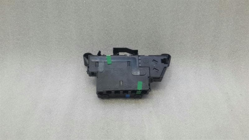 MERCEDES-BENZ Mercedes SL R230 Fuse Box A2305450801 Fuse Box Relay Relay