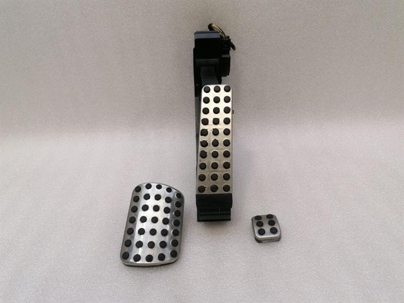 MERCEDES-BENZ Mercedes SL R230 accelerator pedal (electrical) A2303000804 accelerator pedal AMG SET