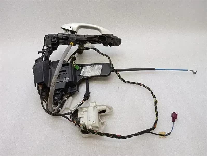 MERCEDES-BENZ MERCEDES CL W217 FRONT RIGHT DOOR LOCK HANDLE A0997201201 RIGHT HAND DRIVE RHD