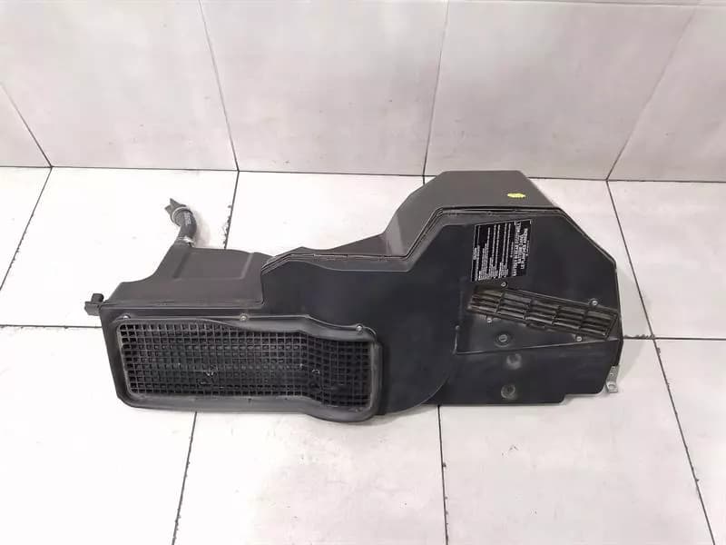 MERCEDES-BENZ Mercedes G-Car W463 Air Intake Airbox A4638301100 Air Filter Box