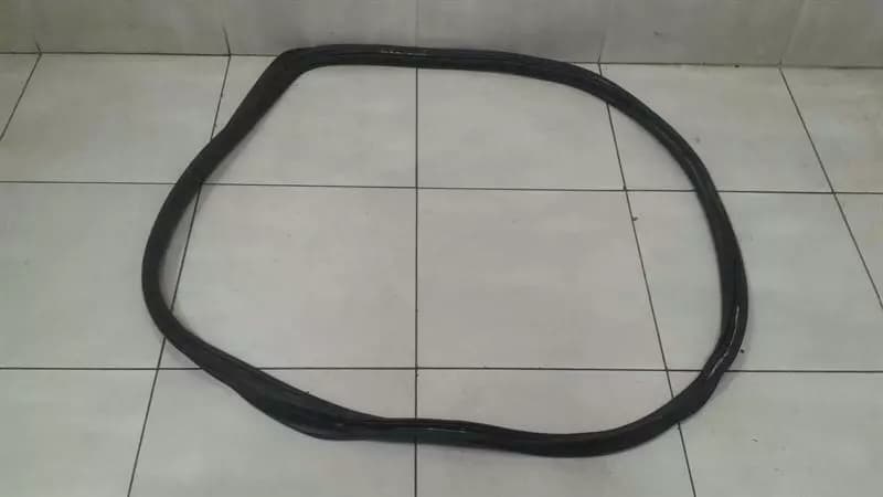 MERCEDES-BENZ Mercedes CL W217 Boot Lid Seal A2177500298 Tailgate Seals