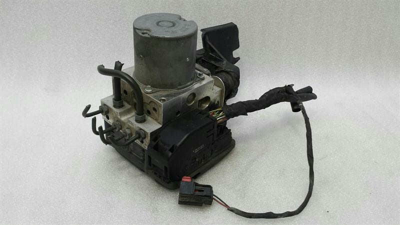 MERCEDES-BENZ Mercedes W218 W212 A.B.S Pump A2184300007 ABS Pump Hydraulic Block Faulty AMG