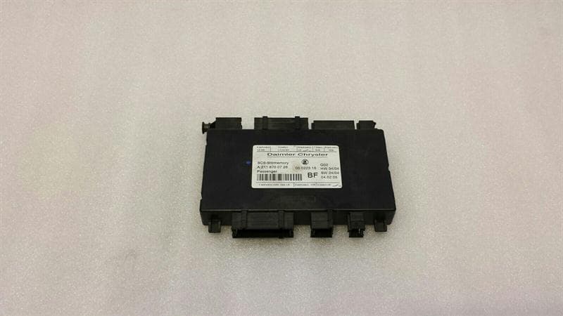 MERCEDES-BENZ Mercedes E Class W211 passenger seat module A2118700726 seat control unit
