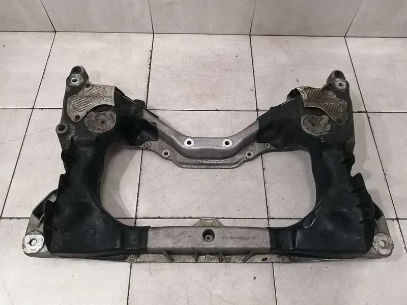 Mercedes SL R230 Beam Subframe Front A2306280157 Front Axle Beam