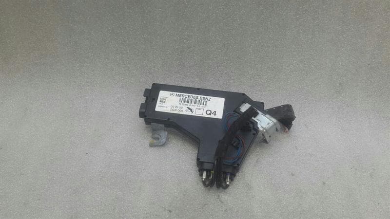 MERCEDES-BENZ Mercedes SL R230 Aerial / Antenna A2308201289 Aerial SL55