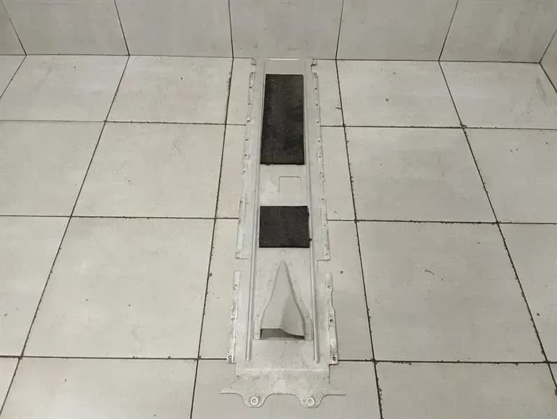 LAMBORGHINI Lamborghini Huracan LP640 EVO UNDERTRAY 4T0825207B CENTER Underbody Trim