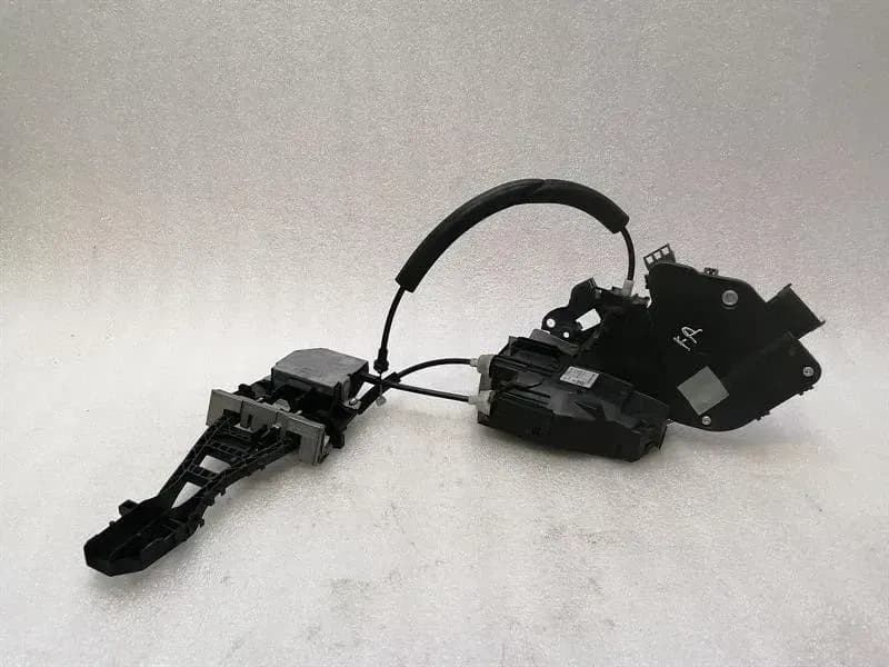 LAND ROVER LAND ROVER Range Rover Sport L494 Door Lock DK62-2003A28-RG Door Lock FRH