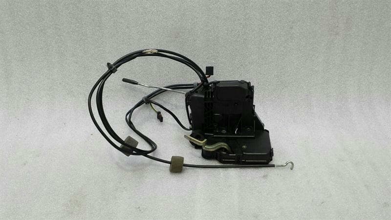 MERCEDES-BENZ Mercedes SLK R171 RHD right door lock A1717202635 right-hand drive door lock