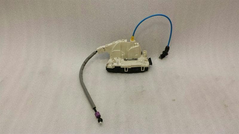 MERCEDES-BENZ Mercedes E Class W212 front left door lock A0997200735 door lock front left