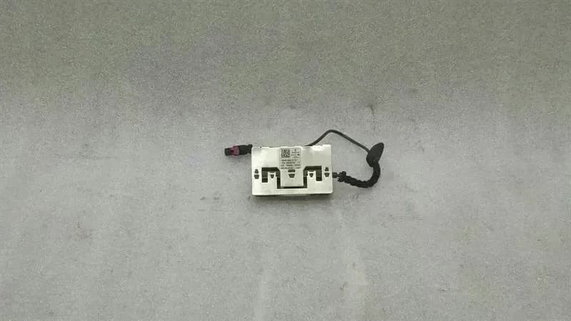 Mercedes A Class W176 Aerial / Antenna A2469050101 Aerial