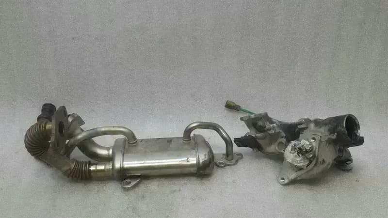 MERCEDES-BENZ Mercedes A Class W176 EGR Cooler A6071400300 EGR Exhaust Gas Recirculation OM607