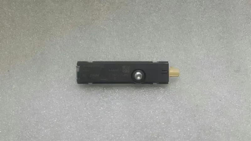 Mercedes C Class W205 Aerial / Antenna A2319058100 Antenna Convertible