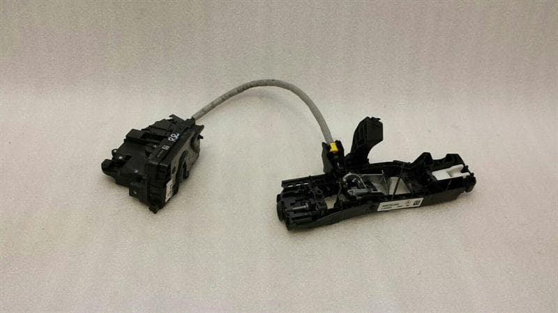 MERCEDES-BENZ Mercedes S-Class W222 RRH door lock A0997304200 door lock rear right